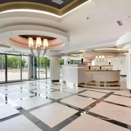Appartamento Hanza Tower Sky 22 Pool & Jacussi